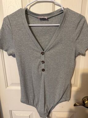 Pink Lily Heather Gray Ribbed V-Neck Button Bodysuit